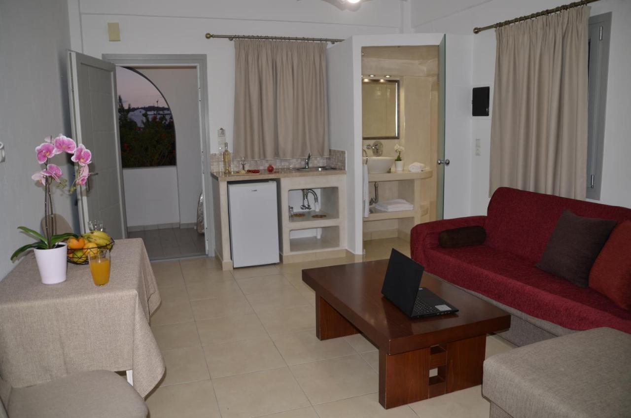 Niovi Hotel Fira  Luaran gambar